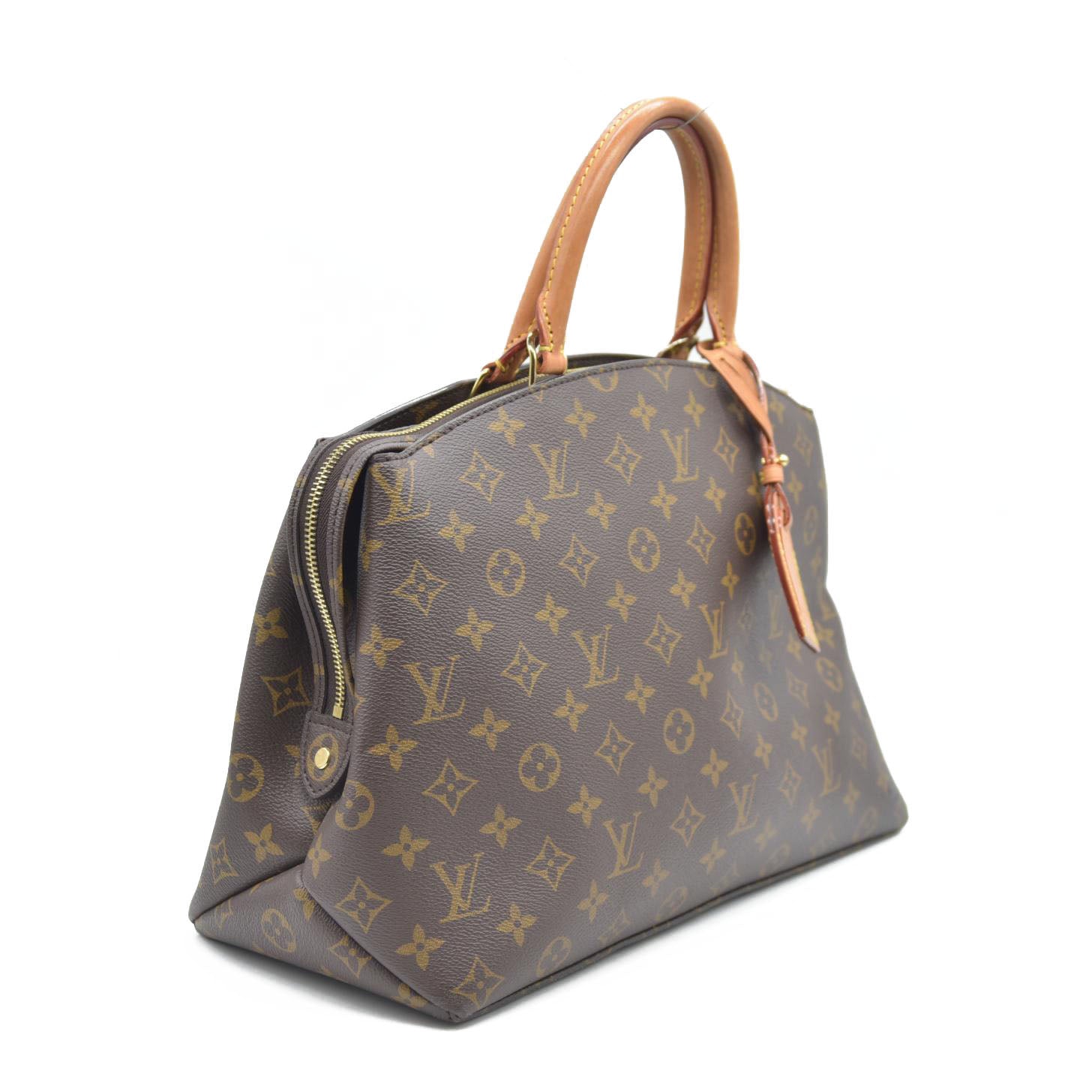$3150 Louis Vuitton Monogram Grand Palais