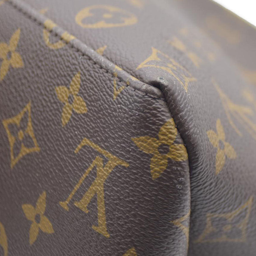 $3150 Louis Vuitton Monogram Grand Palais