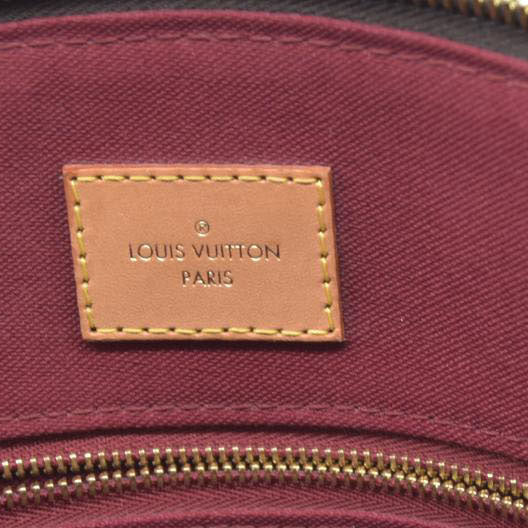 $3150 Louis Vuitton Monogram Grand Palais