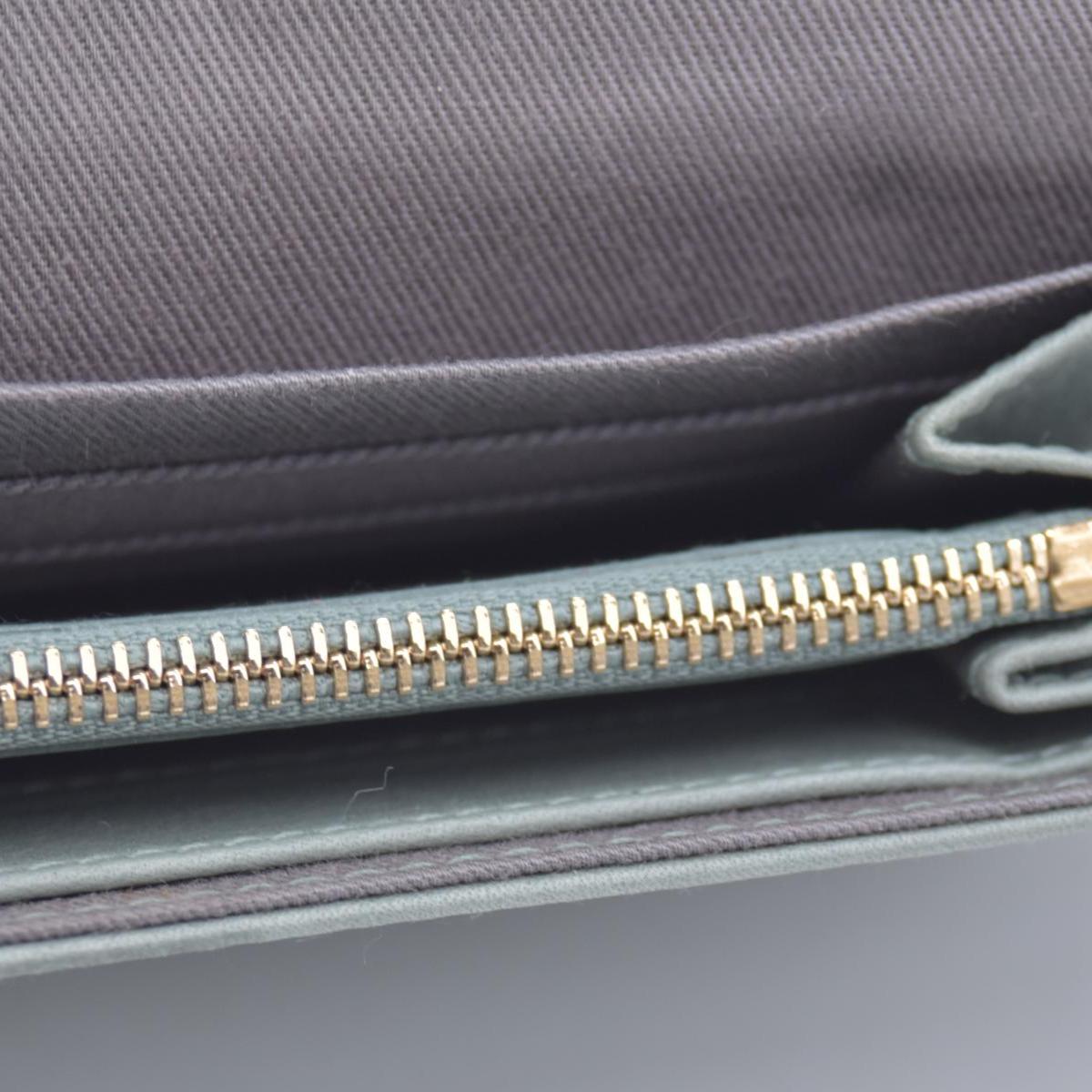 $295 2005 Chloe Bifold Teal Leather Wallet CONSIGNMENT 10020939