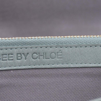 $295 2005 Chloe Bifold Teal Leather Wallet CONSIGNMENT 10020939