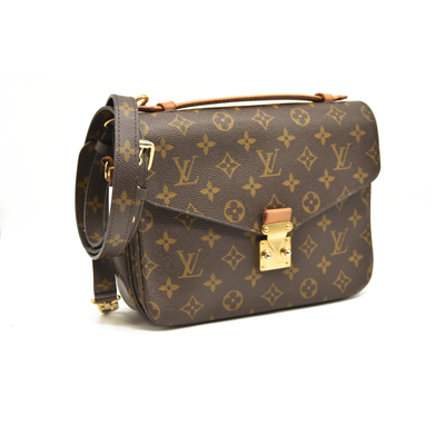 Louis Vuitton  Monogram Pochette Metis DR3106