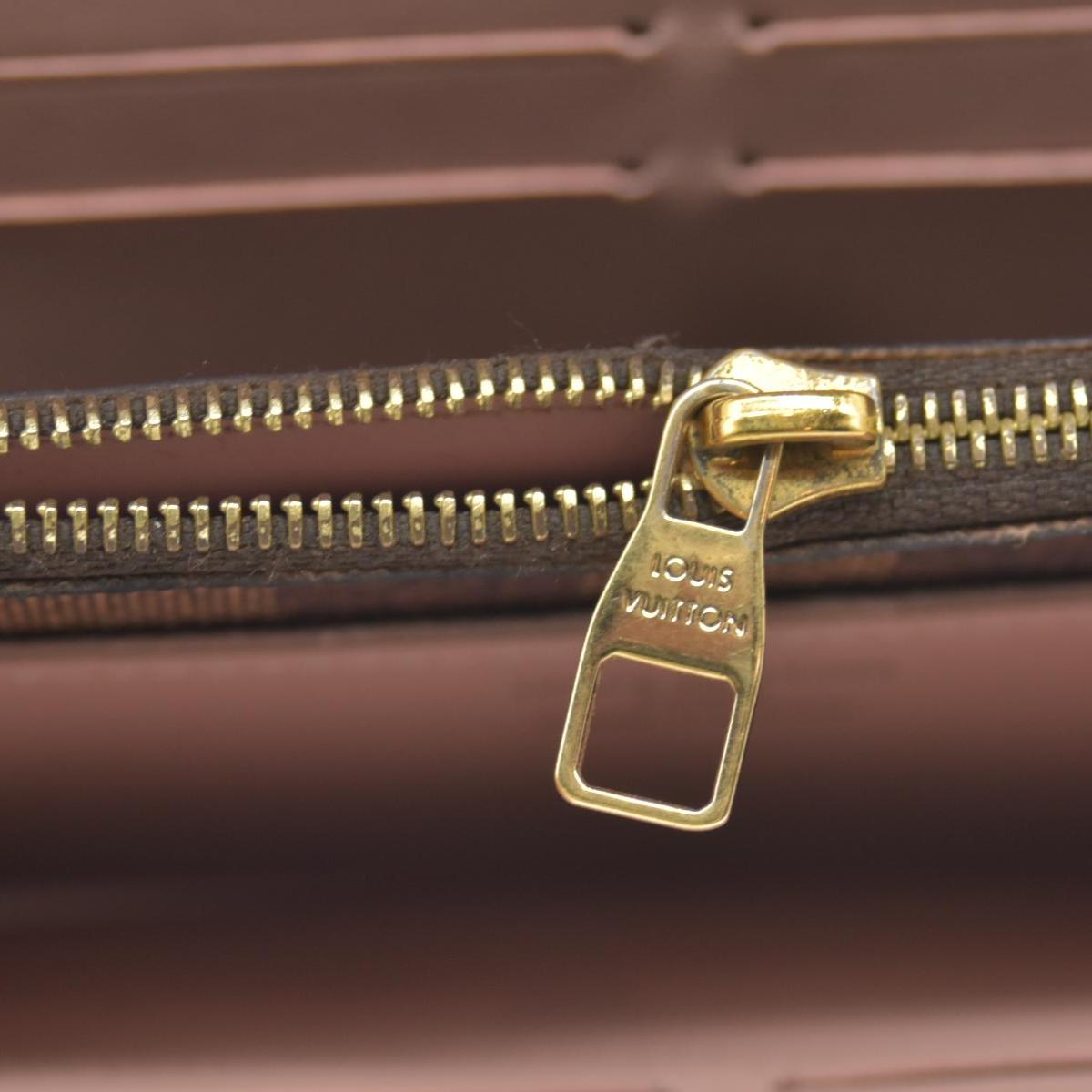 $1300 Louis Vuitton Damier Ebene Croisette Wallet on Chain