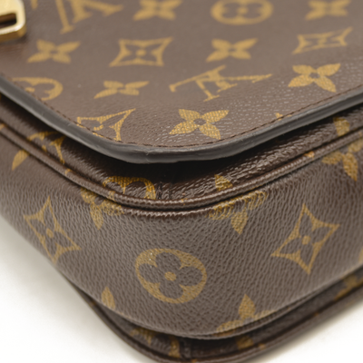 Louis Vuitton  Monogram Pochette Metis DR3106