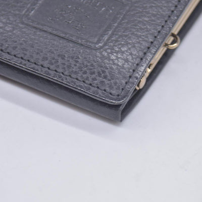 Burberry Unisex Nova Black Leather Bifold Credit Card Long Wallet CONSIGNMENT
