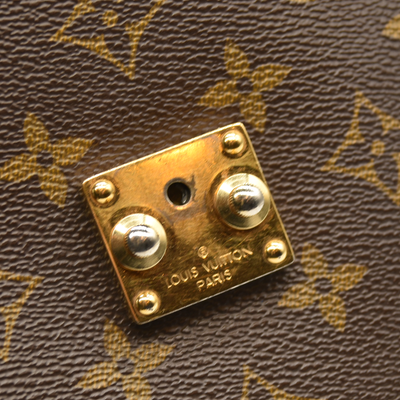 Louis Vuitton  Monogram Pochette Metis DR3106