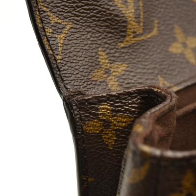 Louis Vuitton  Monogram Pochette Metis DR3106