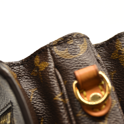 Louis Vuitton  Monogram Pochette Metis DR3106