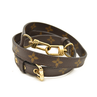 Louis Vuitton  Monogram Pochette Metis DR3106