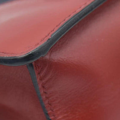 $1980 Gucci  Calfskin Mini Sylvie Chain Shoulder Bag Hibiscus Red