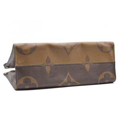 Louis Vuitton Reverse Monogram Giant Onthego MM
