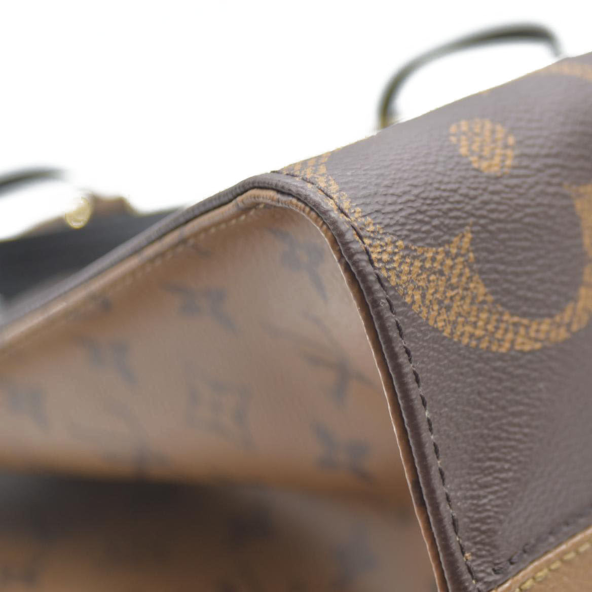 Louis Vuitton Reverse Monogram Giant Onthego MM