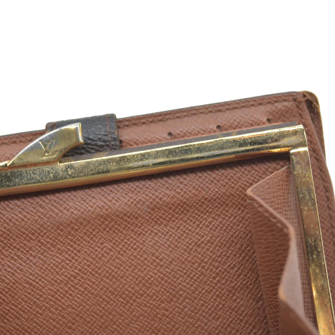 $720 Louis Vuitton LV Monogram French Purse MI1919