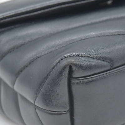 $1990 Saint Laurent Calfskin Y Quilted Monogram Monochrome Toy Loulou Crossbody Bag Black