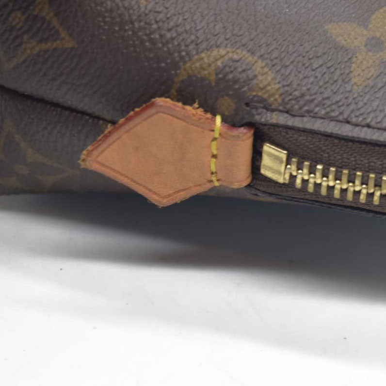 $715 LOUIS VUITTON Monogram Pochette Cosmetic MM Cosmetic Pouch