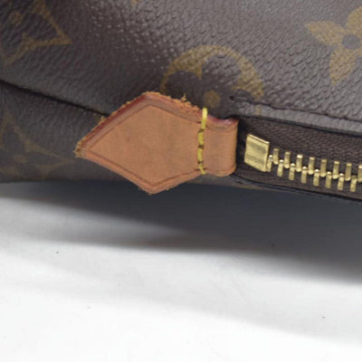 $715 LOUIS VUITTON Monogram Pochette Cosmetic MM Cosmetic Pouch