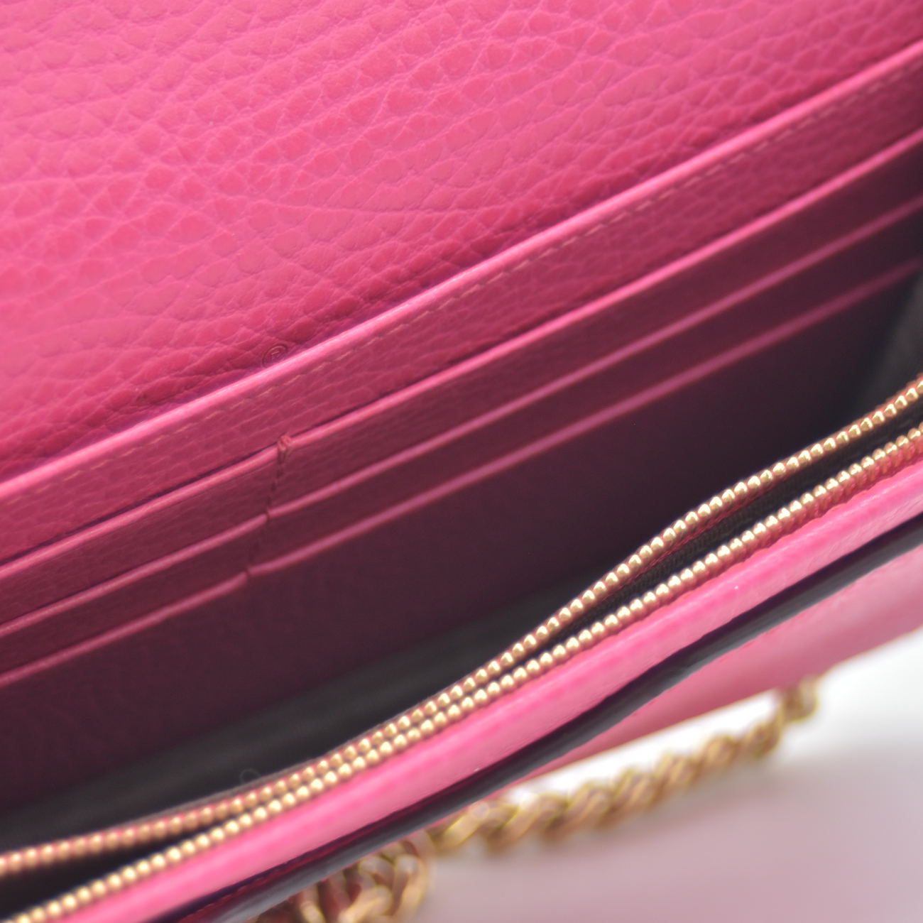 $1150 Gucci Dollar Calfskin Mini GG Marmont Chain Wallet Box Pink