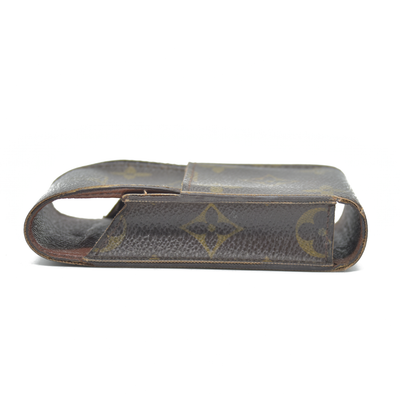 $295 Louis Vuitton Vintage Smoke Case Monogram CT0025 2005 CONSIGNMENT