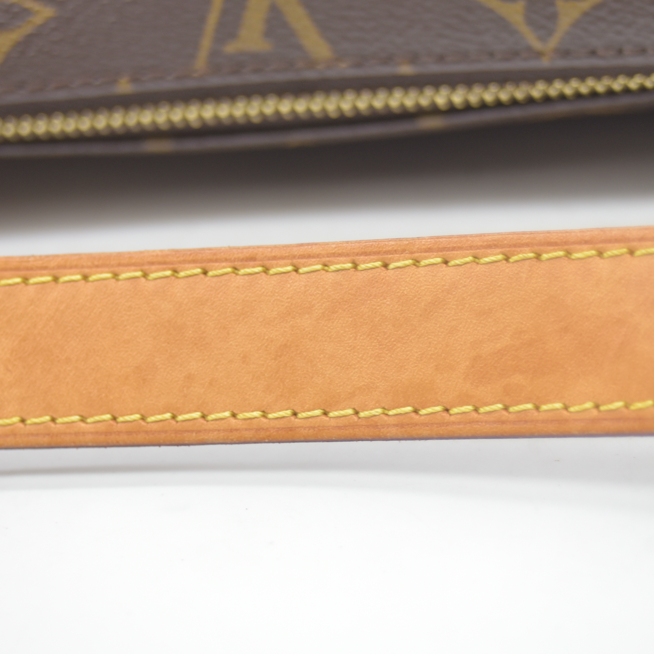 $2450 Louis Vuitton Monogram Bumbag RFID