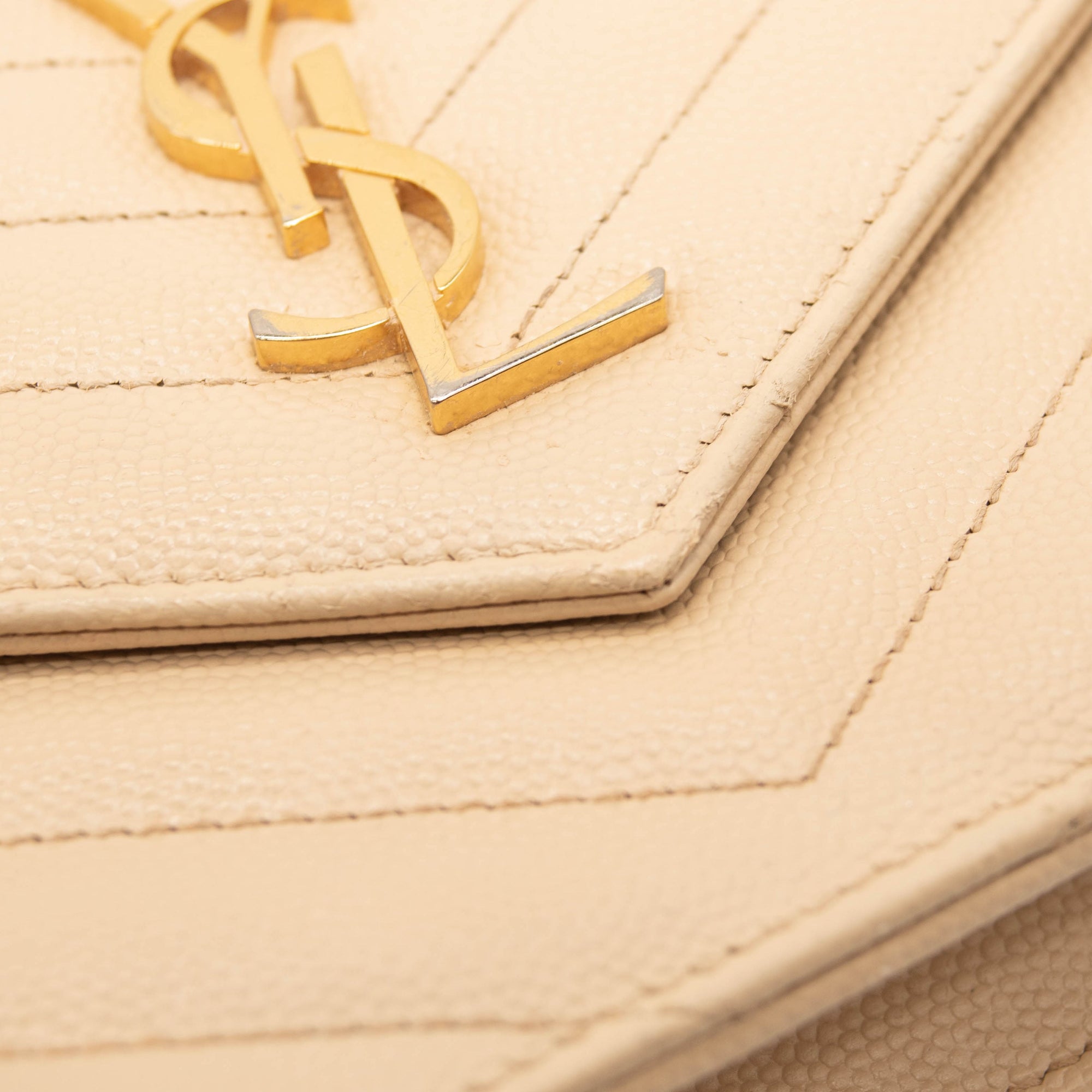 SAINT LAURENT Grain De Poudre Matelasse Chevron Monogram Envelope Chain Wallet Beige