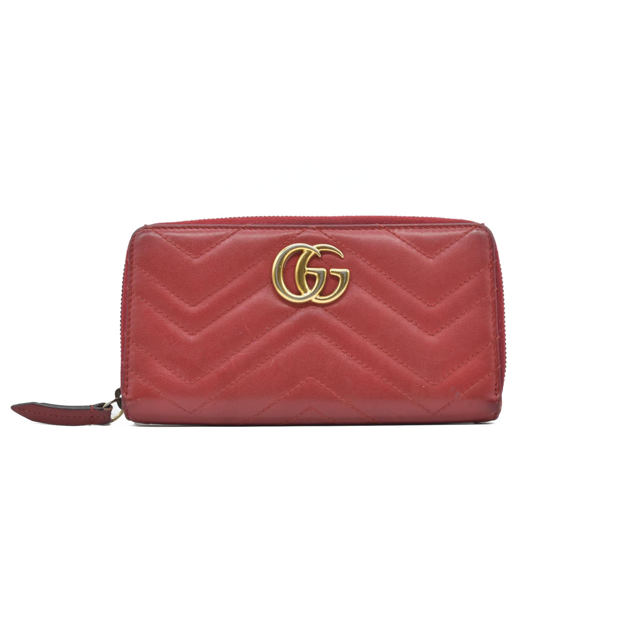 $730 Gucci Calfskin Matelasse GG Marmont Zip Around Wallet Hibiscus Red CONSIGNMENT