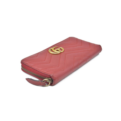 $730 Gucci Calfskin Matelasse GG Marmont Zip Around Wallet Hibiscus Red CONSIGNMENT