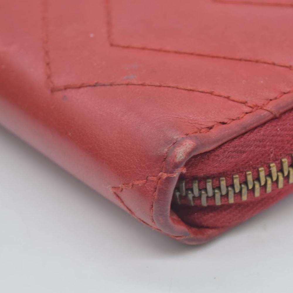 $730 Gucci Calfskin Matelasse GG Marmont Zip Around Wallet Hibiscus Red CONSIGNMENT