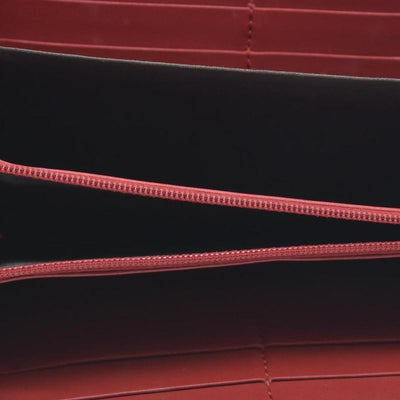 $730 Gucci Calfskin Matelasse GG Marmont Zip Around Wallet Hibiscus Red CONSIGNMENT