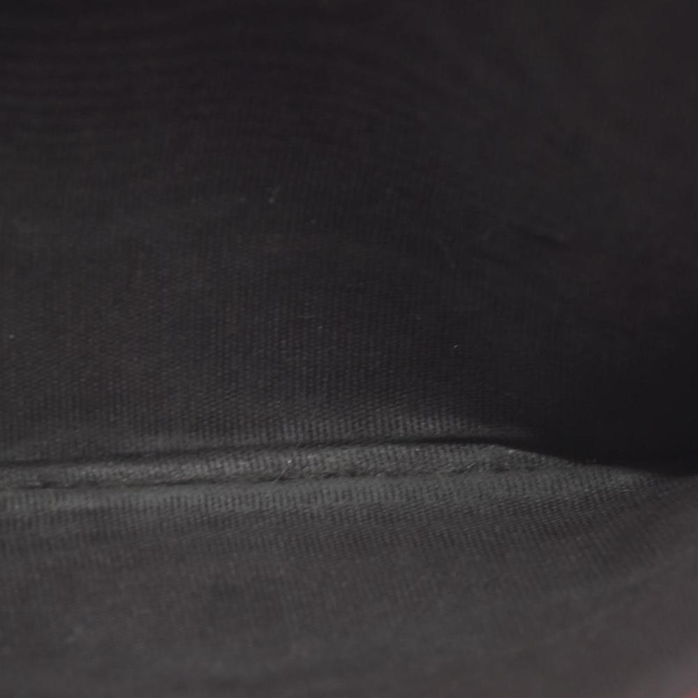 $730 Gucci Calfskin Matelasse GG Marmont Zip Around Wallet Hibiscus Red CONSIGNMENT