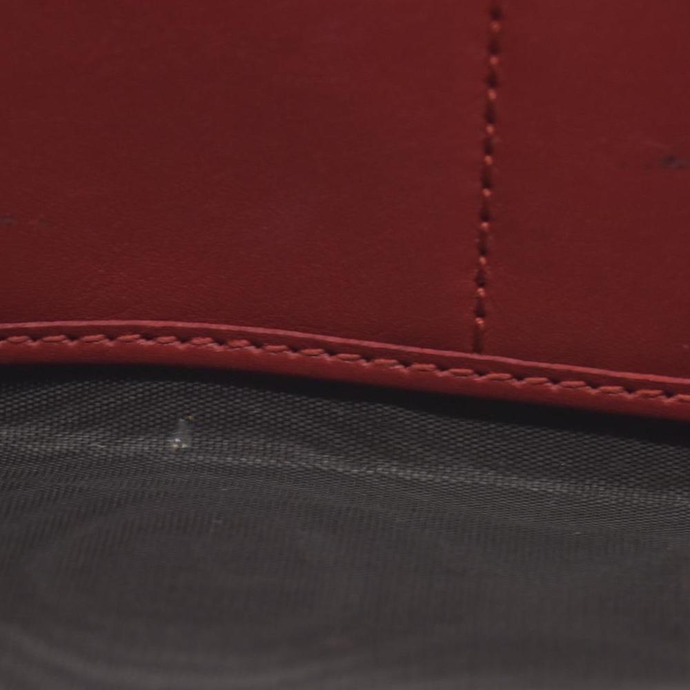 $730 Gucci Calfskin Matelasse GG Marmont Zip Around Wallet Hibiscus Red CONSIGNMENT