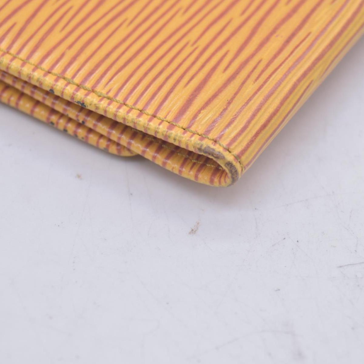 $445 1995 Louis Vuitton Epi Multicles 6 Key Holder Yellow CA0995 CONSIGNMENT 10020908