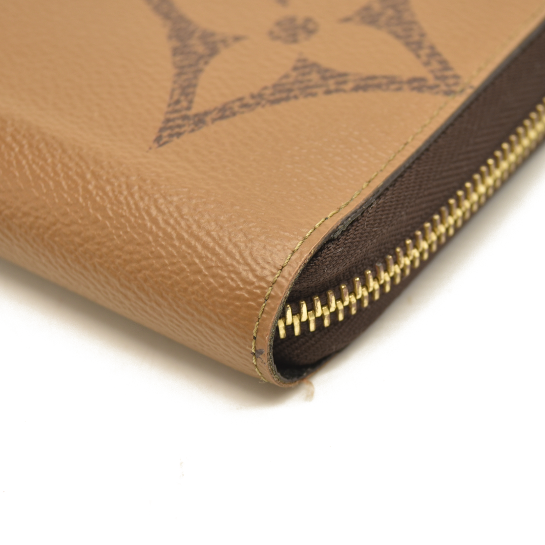 Louis Vuitton  Reverse Monogram Giant Zippy Wallet LU4270
