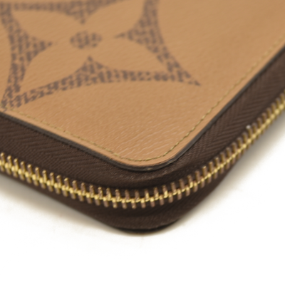 Louis Vuitton  Reverse Monogram Giant Zippy Wallet LU4270