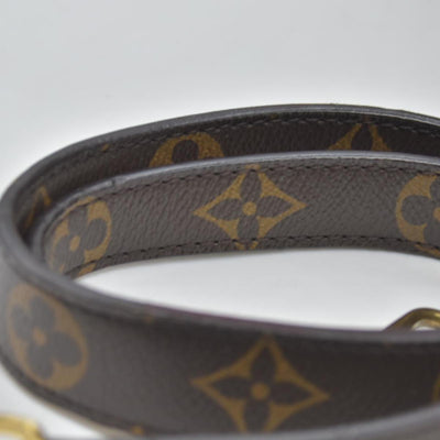 $2620 LOUIS VUITTON  Monogram Montaigne GM TR1155