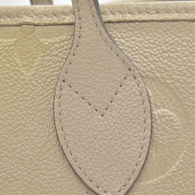 $2710 Louis Vuitton  Empreinte Monogram Giant Neverfull MM Tourterelle Tote