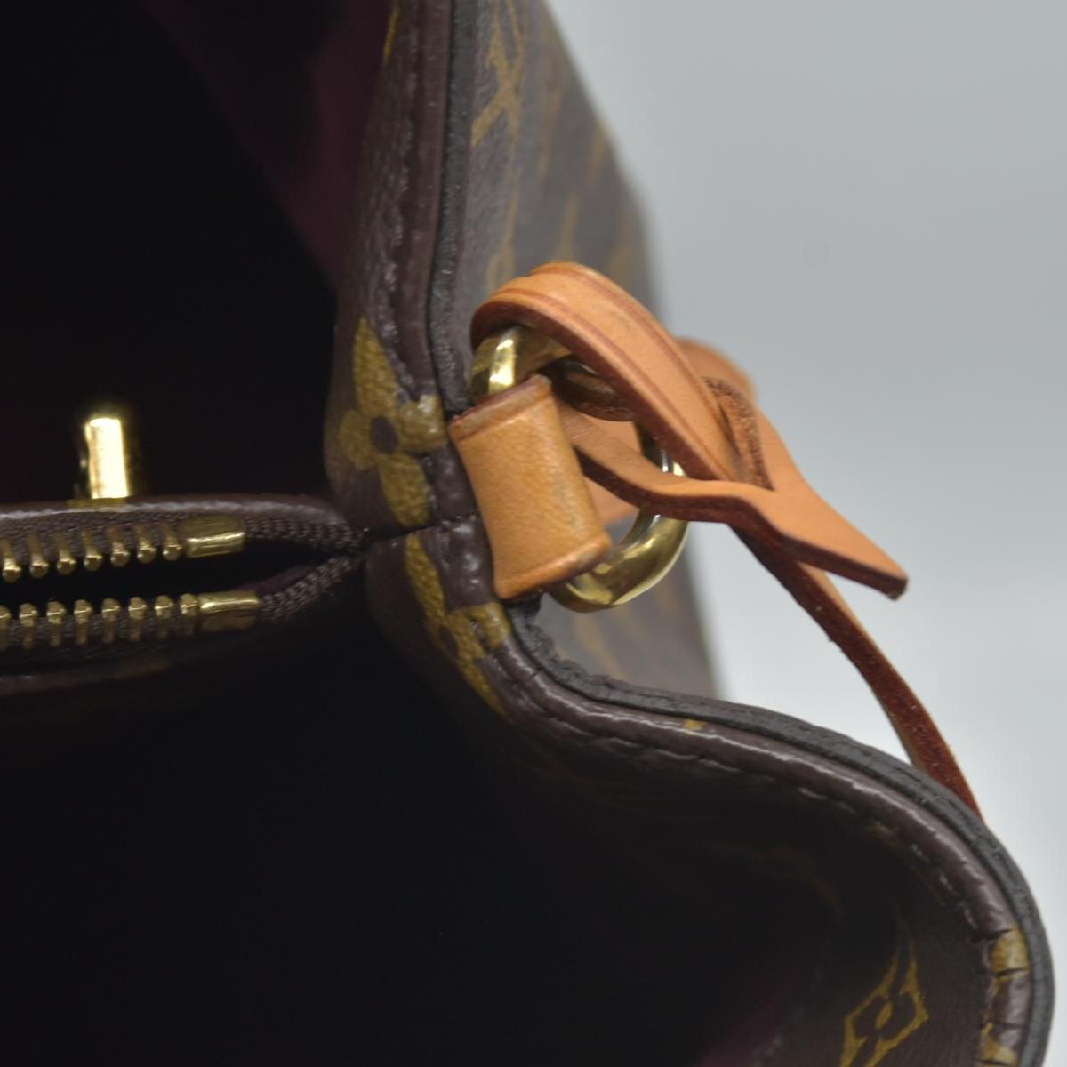 $2620 LOUIS VUITTON  Monogram Montaigne GM TR1155