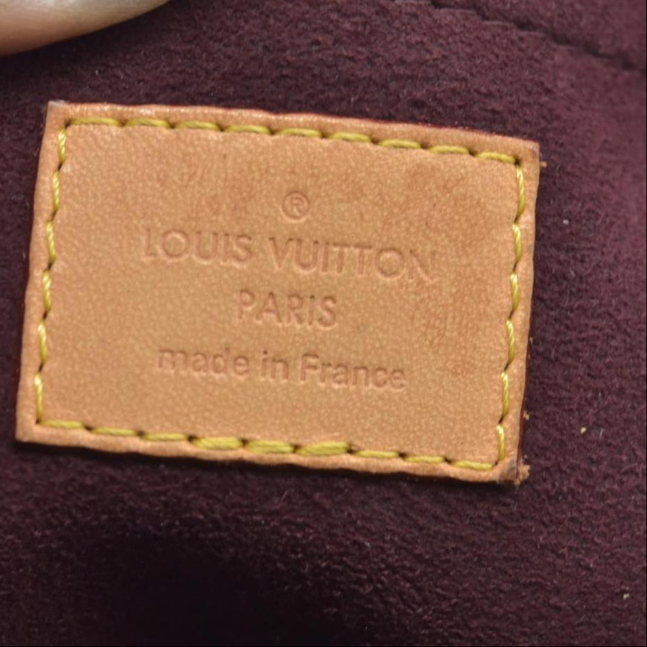$2620 LOUIS VUITTON  Monogram Montaigne GM TR1155