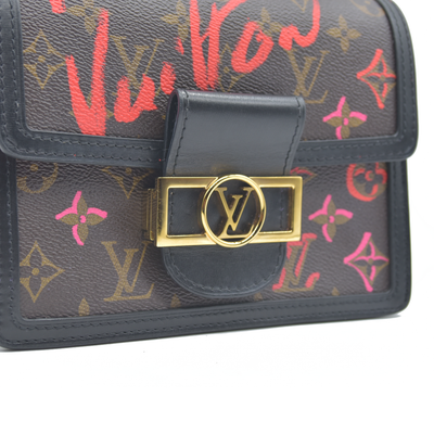 $3550 Louis Vuitton Dauphine Shoulder Bag Limited Edition Fall in Love Monogram Canvas Mini