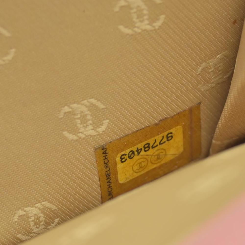 Chanel Interlocking CC Logo French Purse CONSIGNMENT