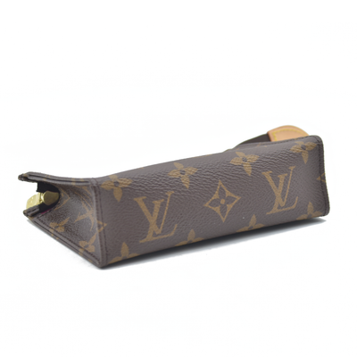 $700 Louis Vuitton  Monogram Toiletry Pouch 15 Fuchsia RFID