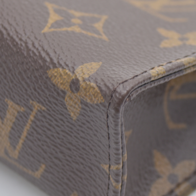 $700 Louis Vuitton  Monogram Toiletry Pouch 15 Fuchsia RFID