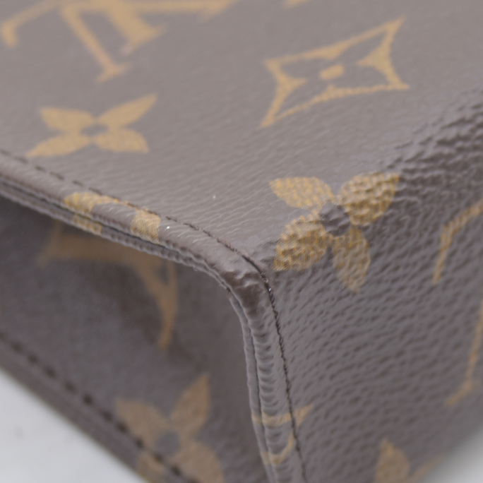 $700 Louis Vuitton  Monogram Toiletry Pouch 15 Fuchsia RFID