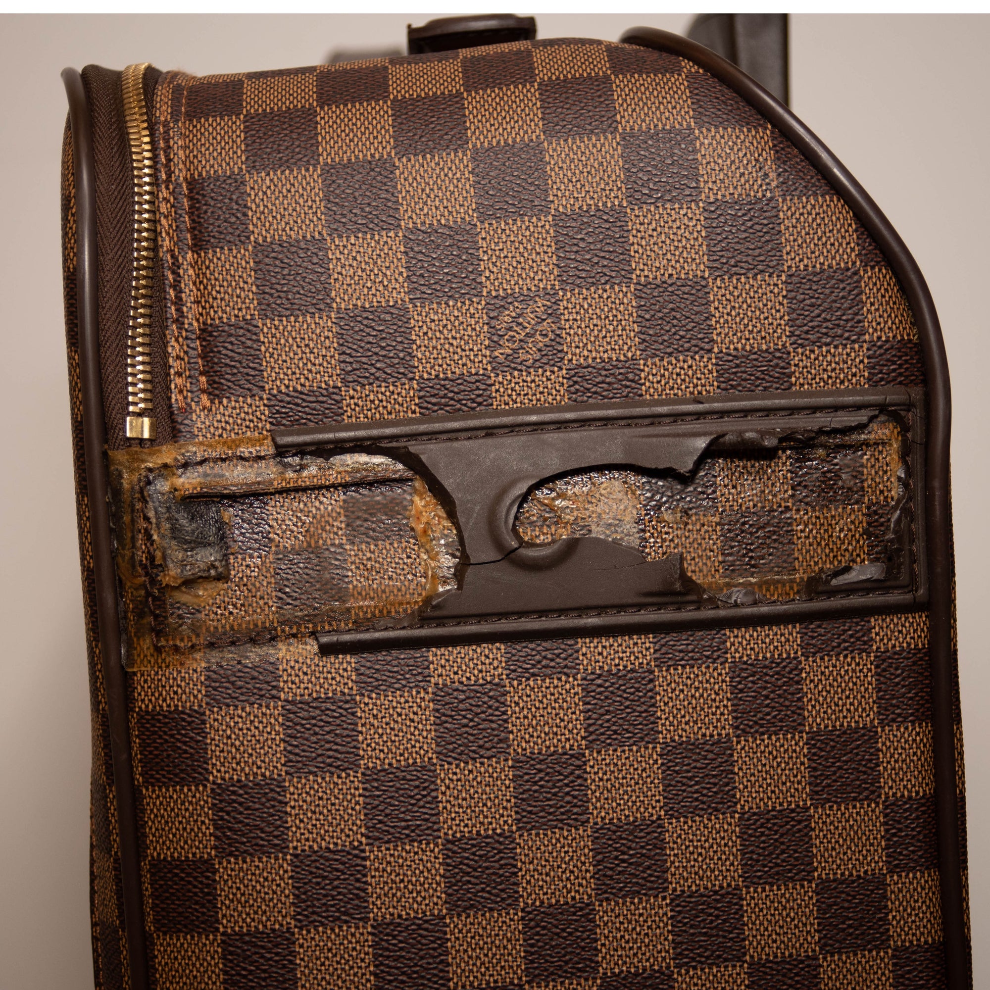 LOUIS VUITTON Damier Ebene Pegase 55 Rolling Luggage