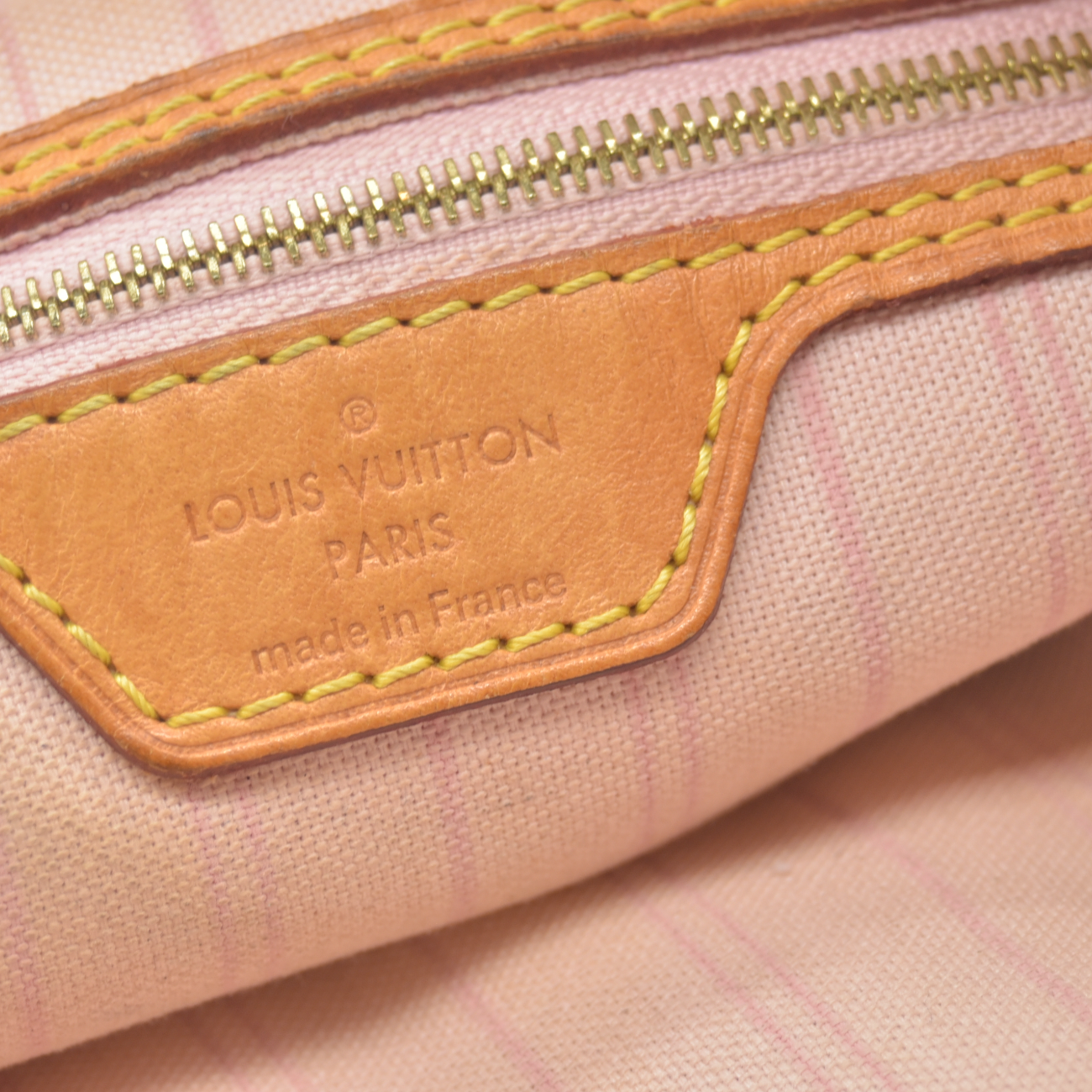 $1250 2017 Louis Vuitton Damier Azur Delightful PM Rose Ballerine RI4127