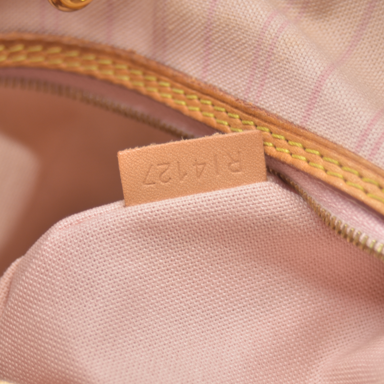 $1250 2017 Louis Vuitton Damier Azur Delightful PM Rose Ballerine RI4127