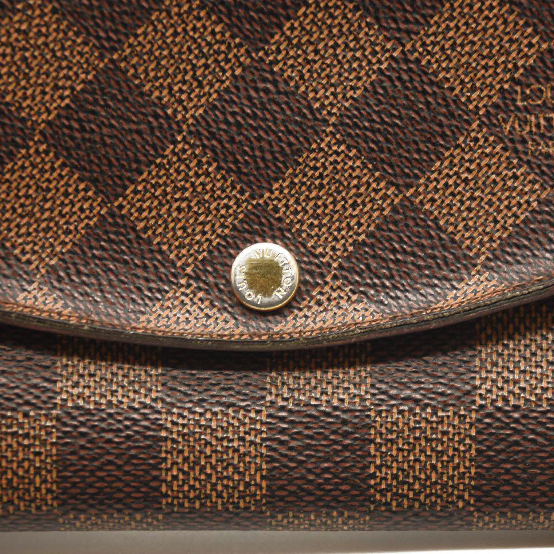 USED Louis Vuitton Damier Ebene Caissa Wallet Cherry