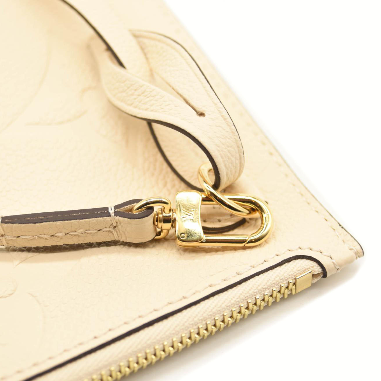 LOUIS VUITTON Empreinte Monogram Giant Neverfull MM Cream