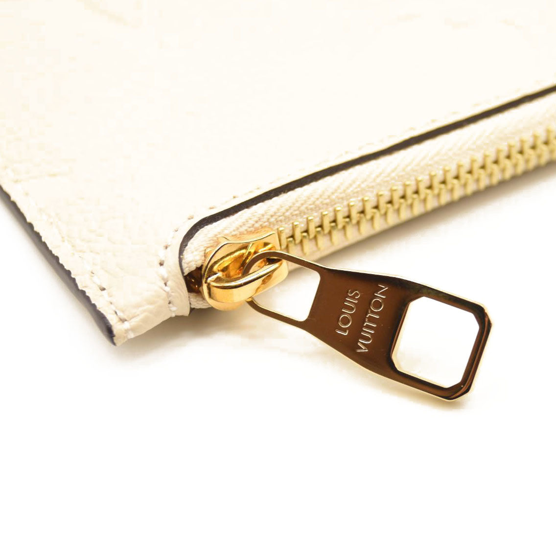 LOUIS VUITTON Empreinte Monogram Giant Neverfull MM Cream