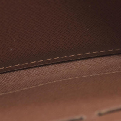 $915 Louis Vuitton Monogram Zippy Wallet CONSIGNMENT