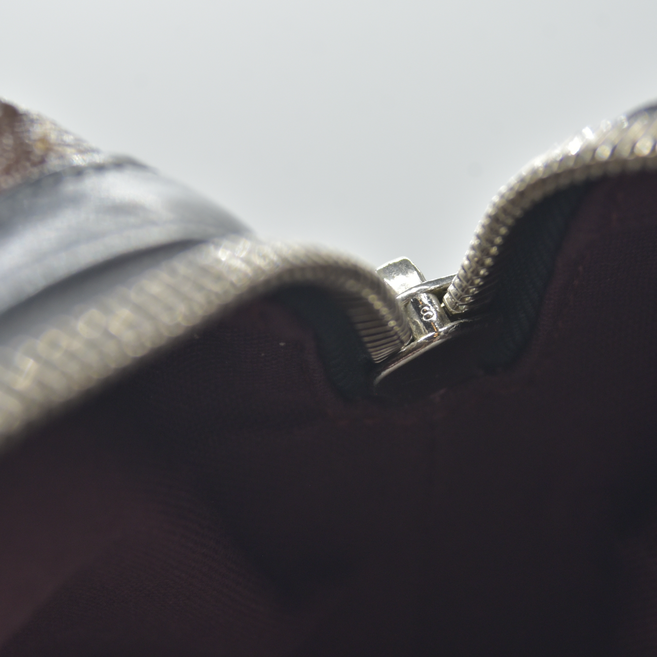 $1650 2014 LOUIS VUITTON  Monogram Macassar Torres Messenger SR0174 10019371